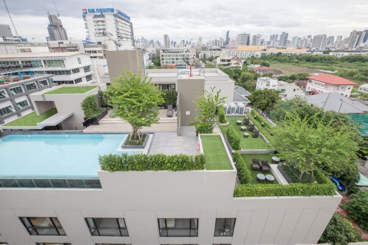 Alix Bangkok Hotel Bagian luar foto